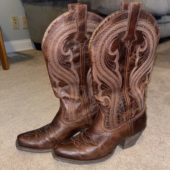 ARIAT women’s boots - Picture 1 of 6
